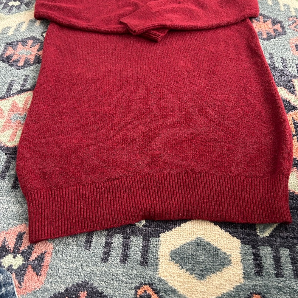 Old Navy maroon Women's Turtleneck Sweater dress size small - Picture 4 of 4